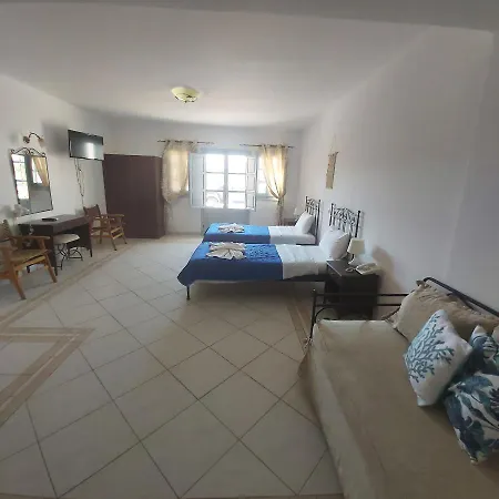 Joy ηotel Lägenhetshotell Perivolos (Santorini)