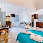 Joy ηotel Aparthotel 4*