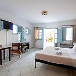 Aparthotel Joy ηotel Perivolos (Santorini)