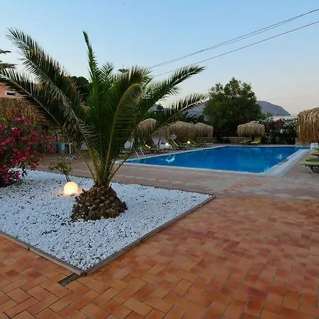 Joy ηotel Perivolos (Santorini)