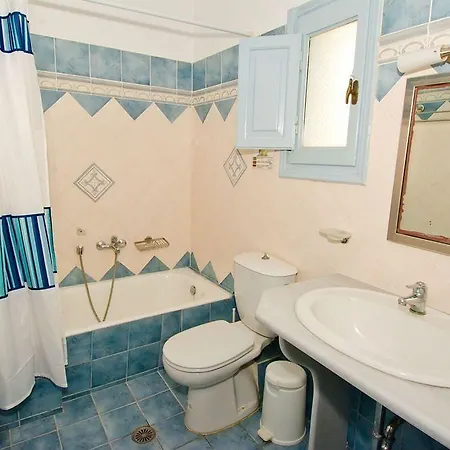Joy ηotel Perivolos (Santorini)