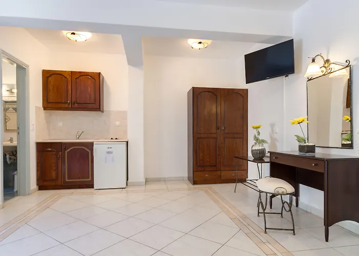 Joy ηotel Perivolos (Santorini)