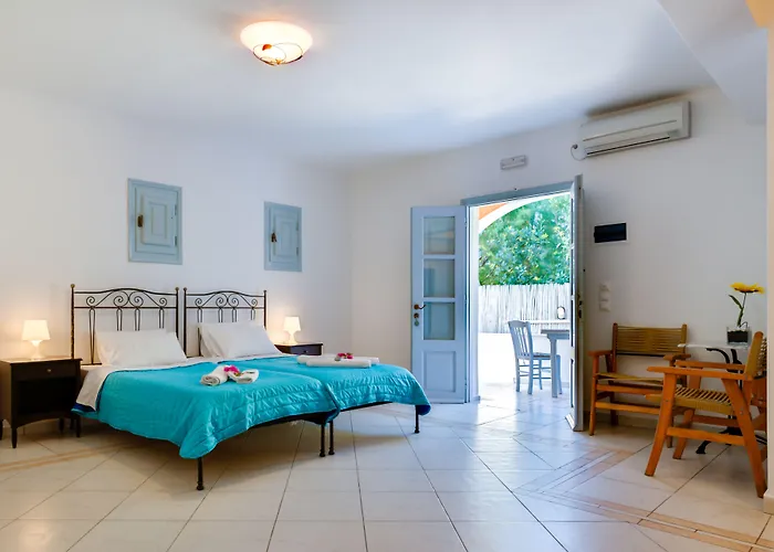 Joy ηotel Aparthotel Perivolos (Santorini)