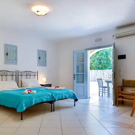 Joy ηotel מלון דירות פריבולוס