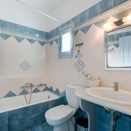 Joy ηotel מלון דירות 4*