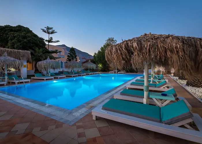 Joy ηotel Apartahotel 4*